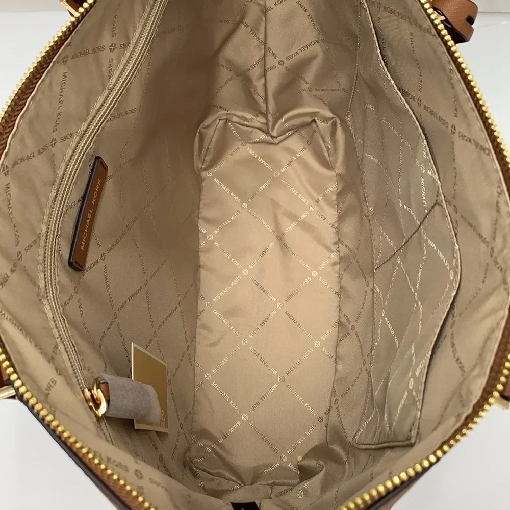 MICHAEL KORS Charlotte Large Leather Top-Zip Tote - Picture 10 of 16